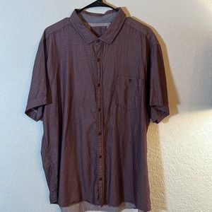 Guess Los Angeles Maroon Casual Button down short sleeve size xxl